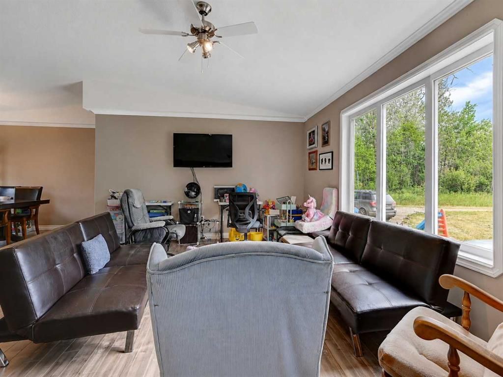 745002 Range Road 55   - Photo 11