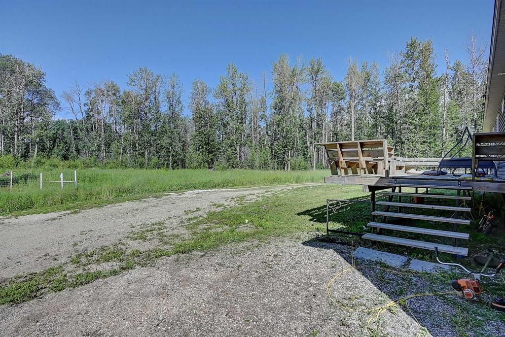745002 Range Road 55   - Photo 28