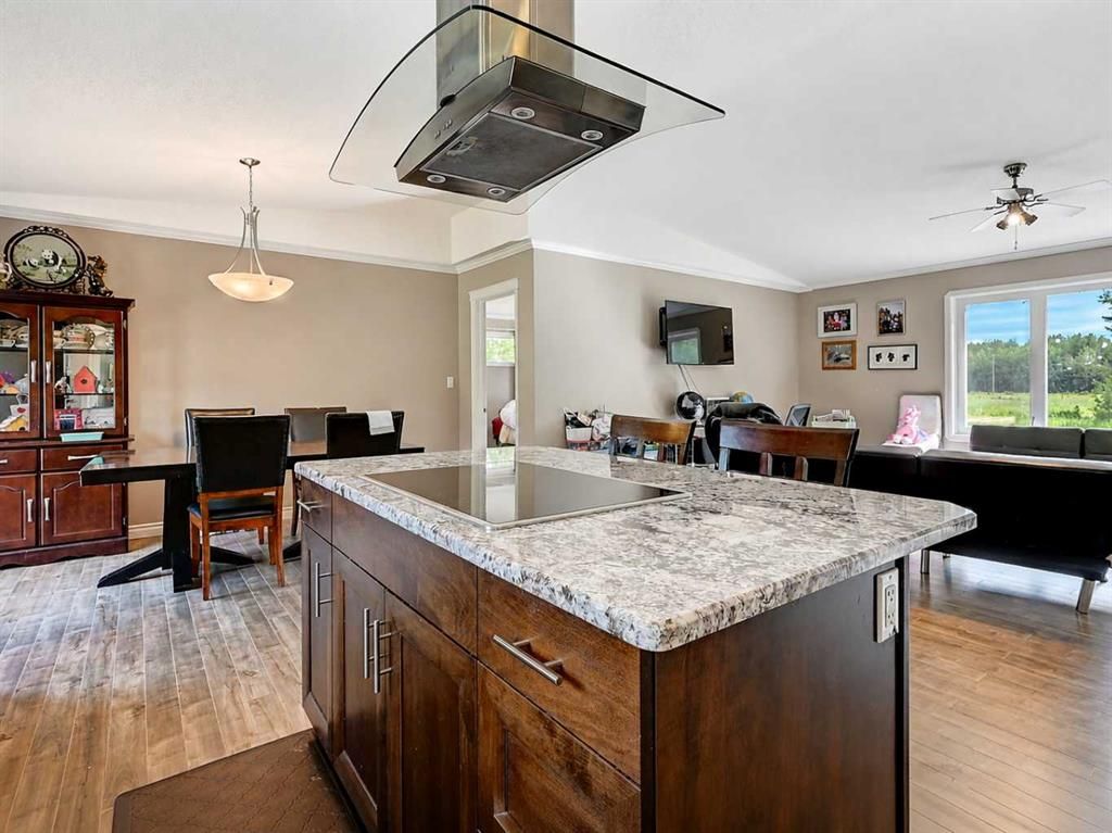 745002 Range Road 55   - Photo 5