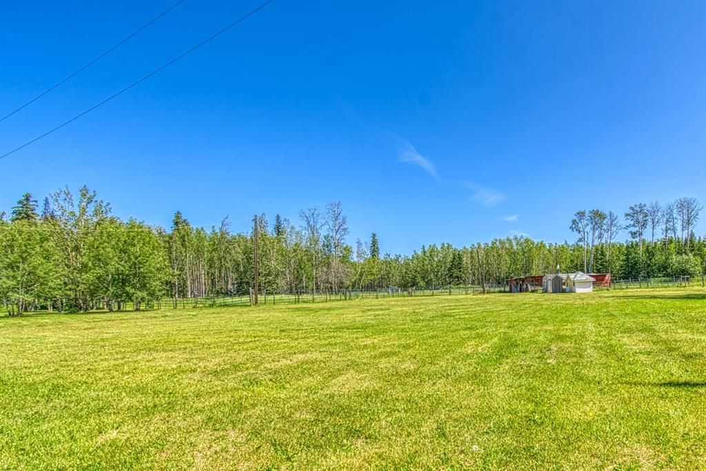 742067 Rge Rd 120   - Photo 32
