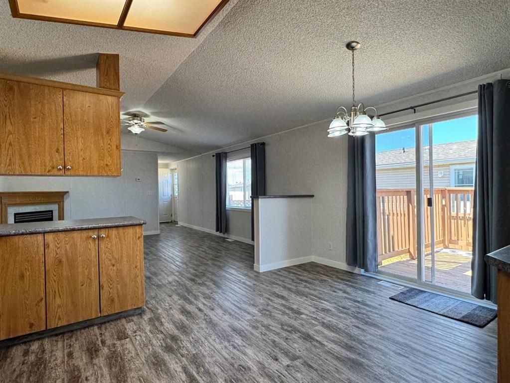 10915 96A Street  - Photo 11