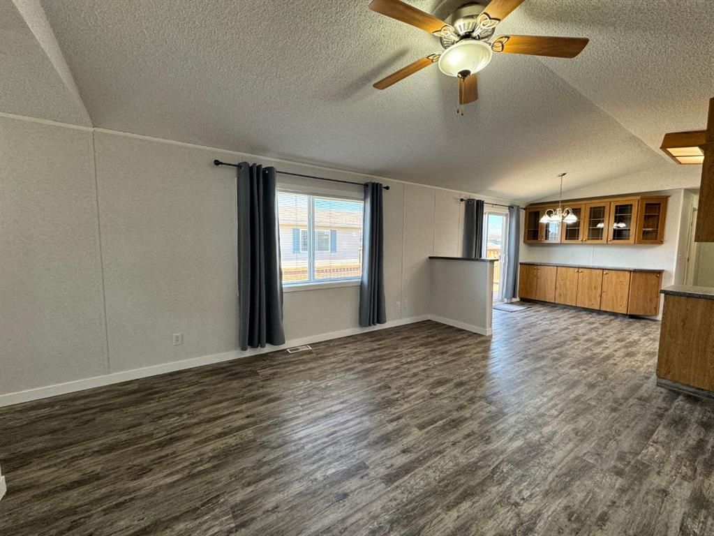 10915 96A Street  - Photo 13
