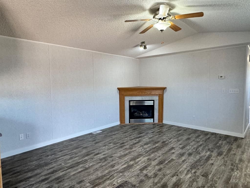 10915 96A Street  - Photo 18