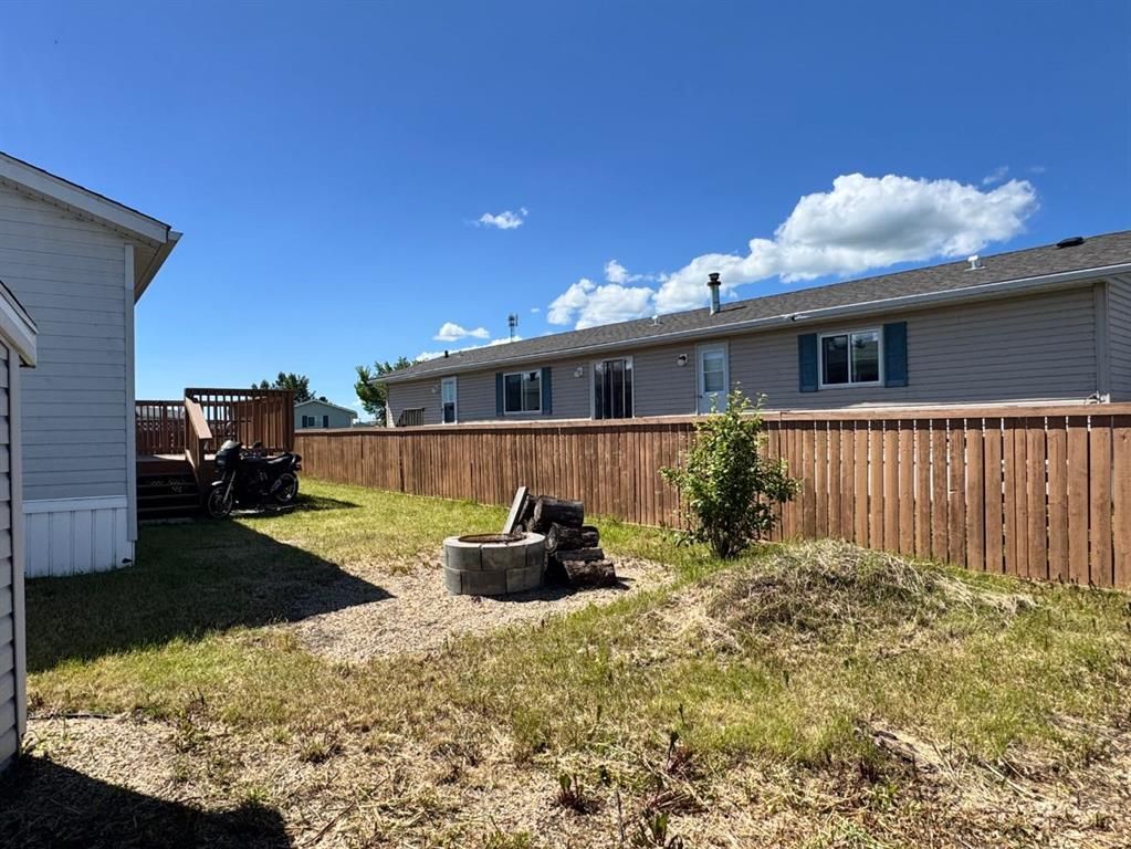 10915 96A Street  - Photo 40