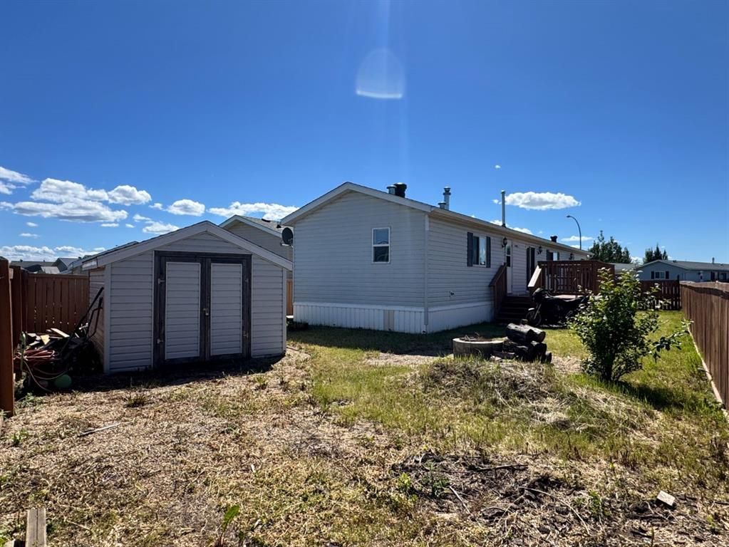 10915 96A Street  - Photo 41
