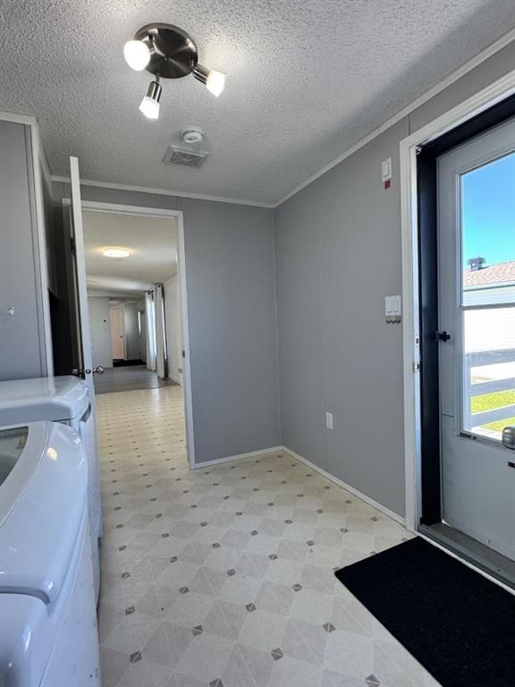 529 Stewart Street   - Photo 17