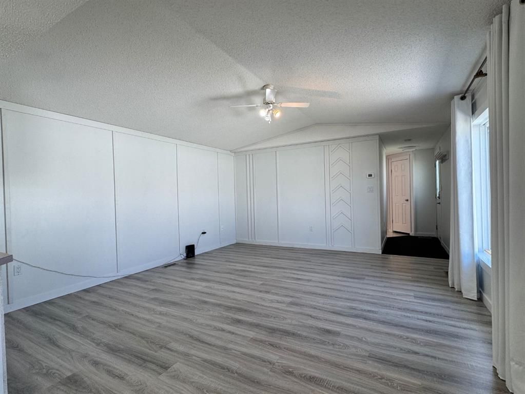 529 Stewart Street   - Photo 5
