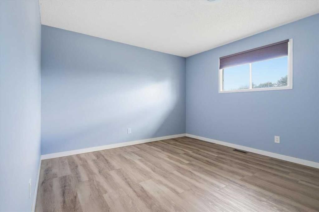 9703 95 Avenue  - Photo 13