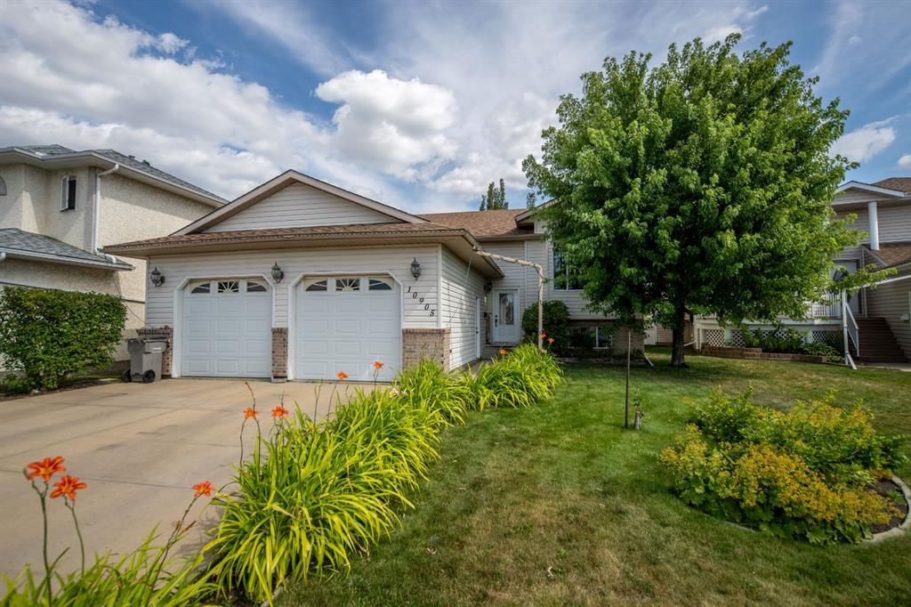 10905 91 Street - Photo 1
