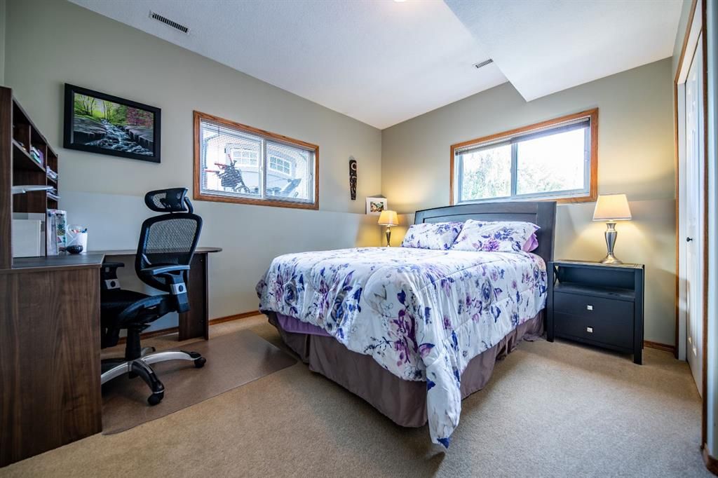 10905 91 Street  - Photo 20