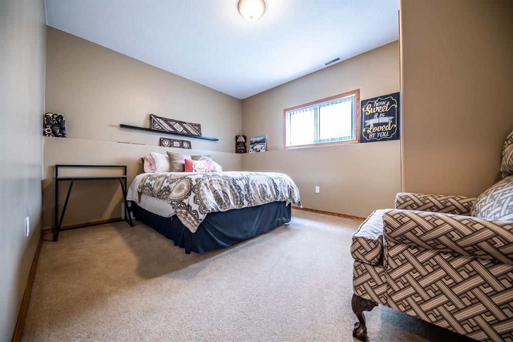 10905 91 Street  - Photo 22