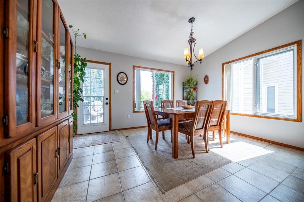 10905 91 Street  - Photo 9