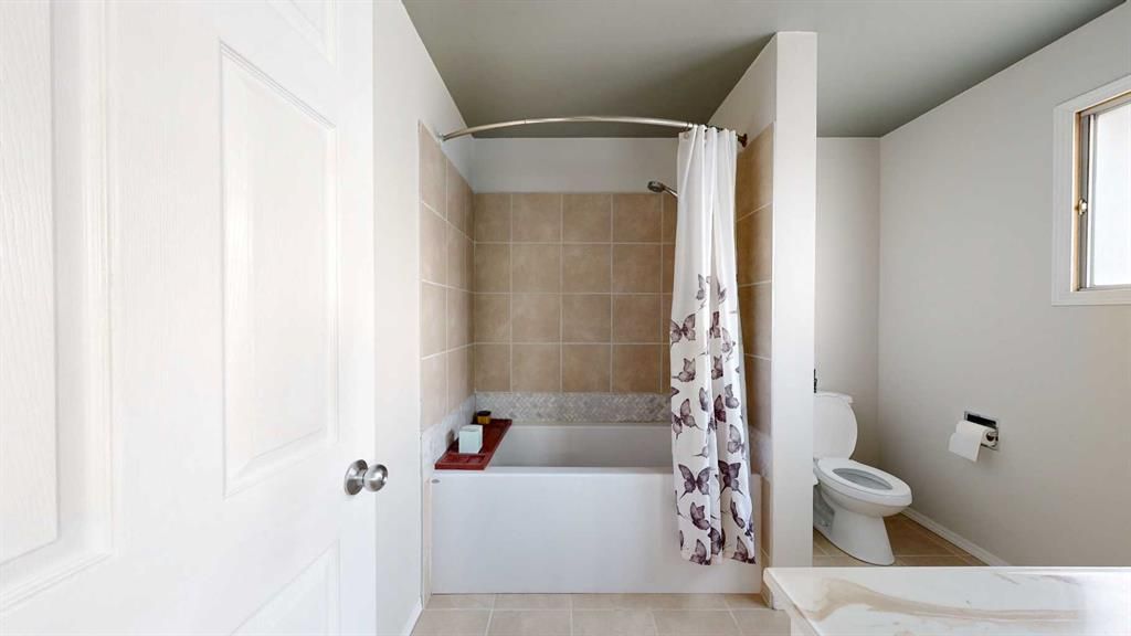 6413 94A Street  - Photo 16