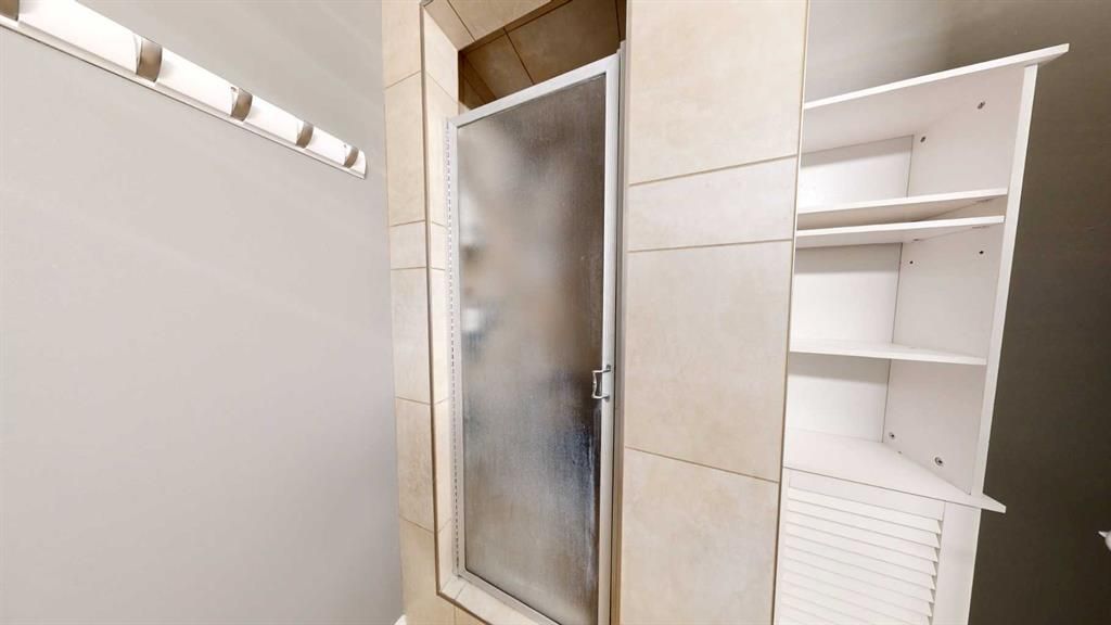 6413 94A Street  - Photo 21