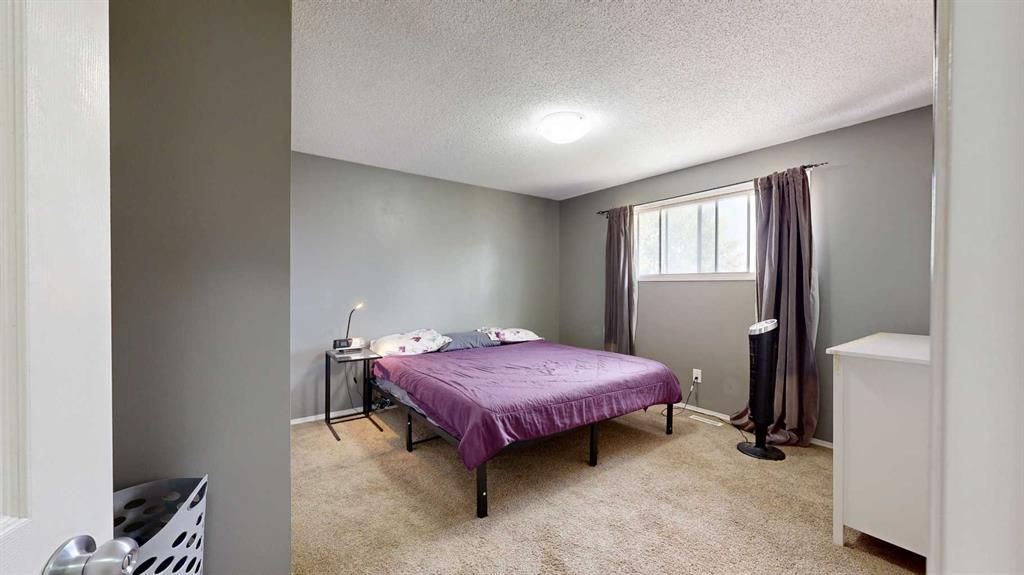 6413 94A Street  - Photo 24