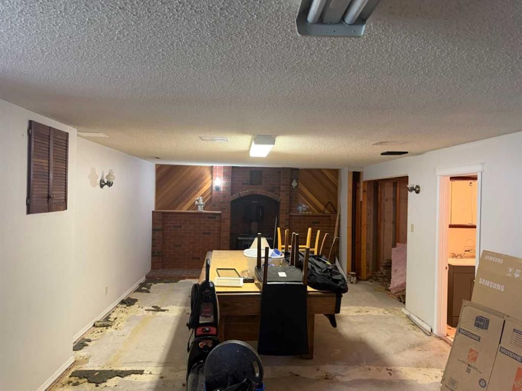 6413 94A Street  - Photo 29