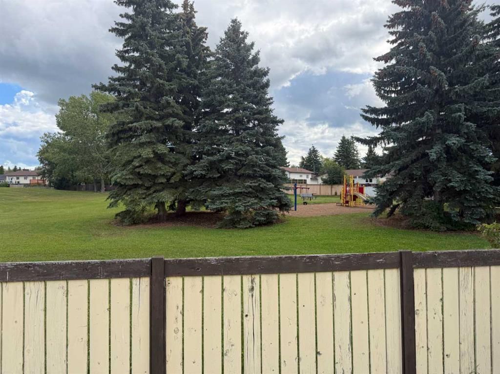 6413 94A Street  - Photo 34