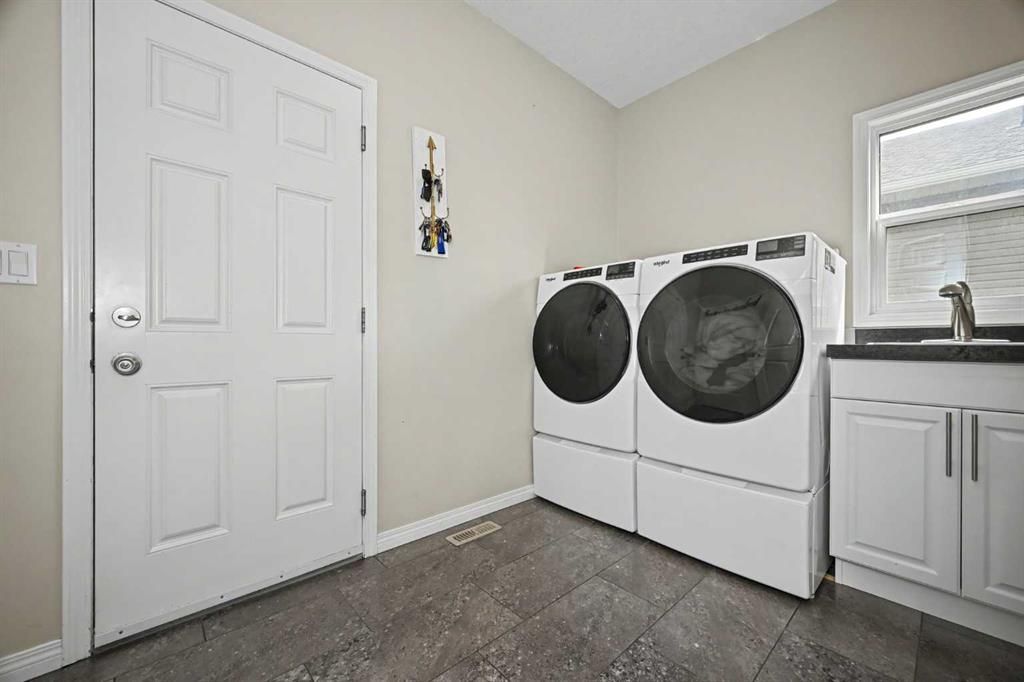 10200 93 Avenue  - Photo 17