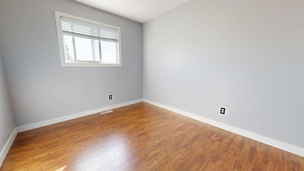 7901 Westpointe Drive  - Photo 24