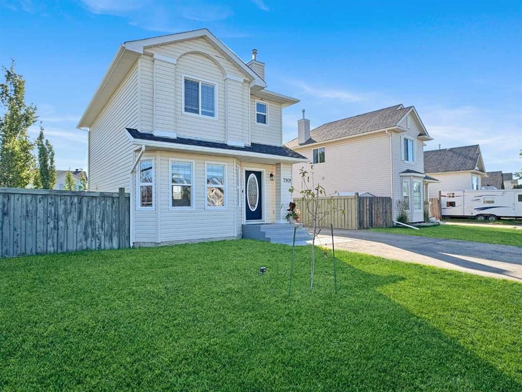 7901 Westpointe Drive  - Photo 3
