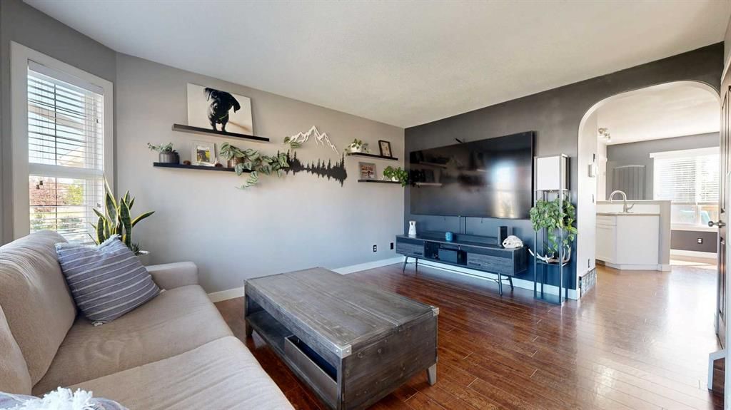 7901 Westpointe Drive  - Photo 8