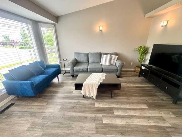 140 Pinnacle Boulevard  - Photo 7