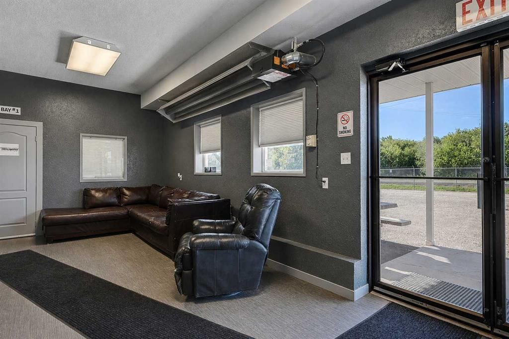 10426 95 Avenue  - Photo 4
