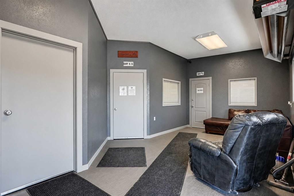 10426 95 Avenue  - Photo 5