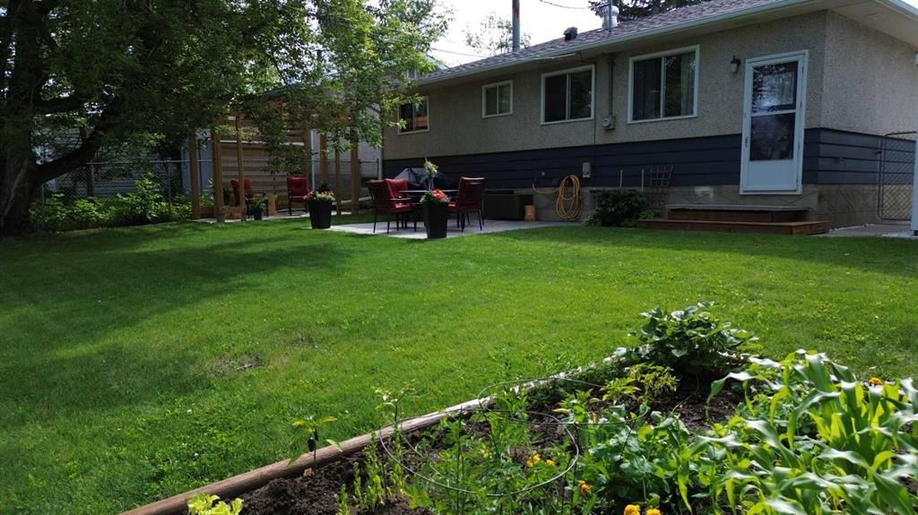 8803 98 Street  - Photo 10