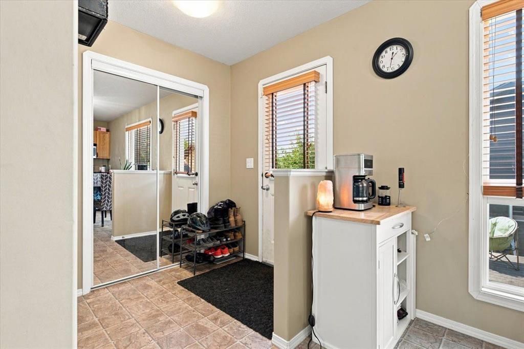 6918 88A Street  - Photo 11