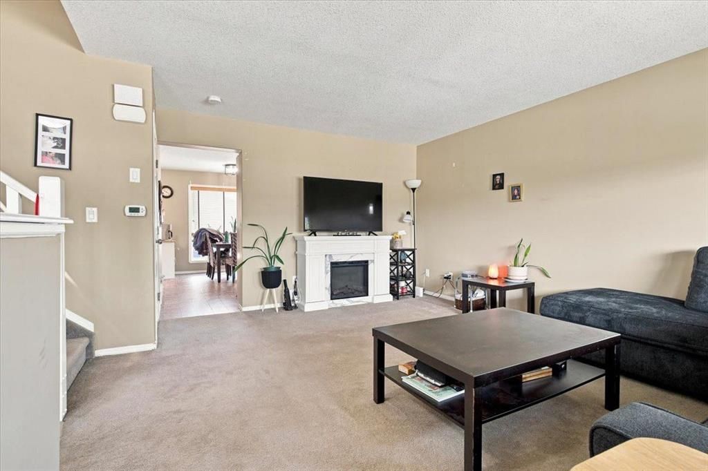 6918 88A Street  - Photo 6