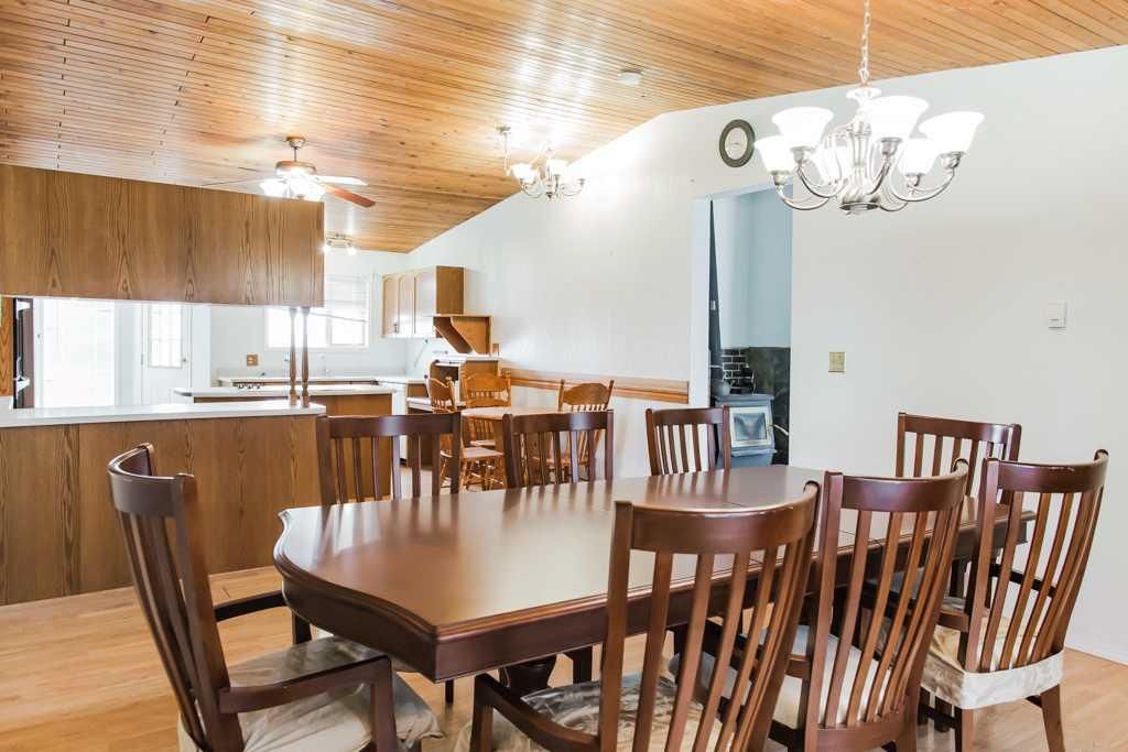 722055 Range Road 43   - Photo 12