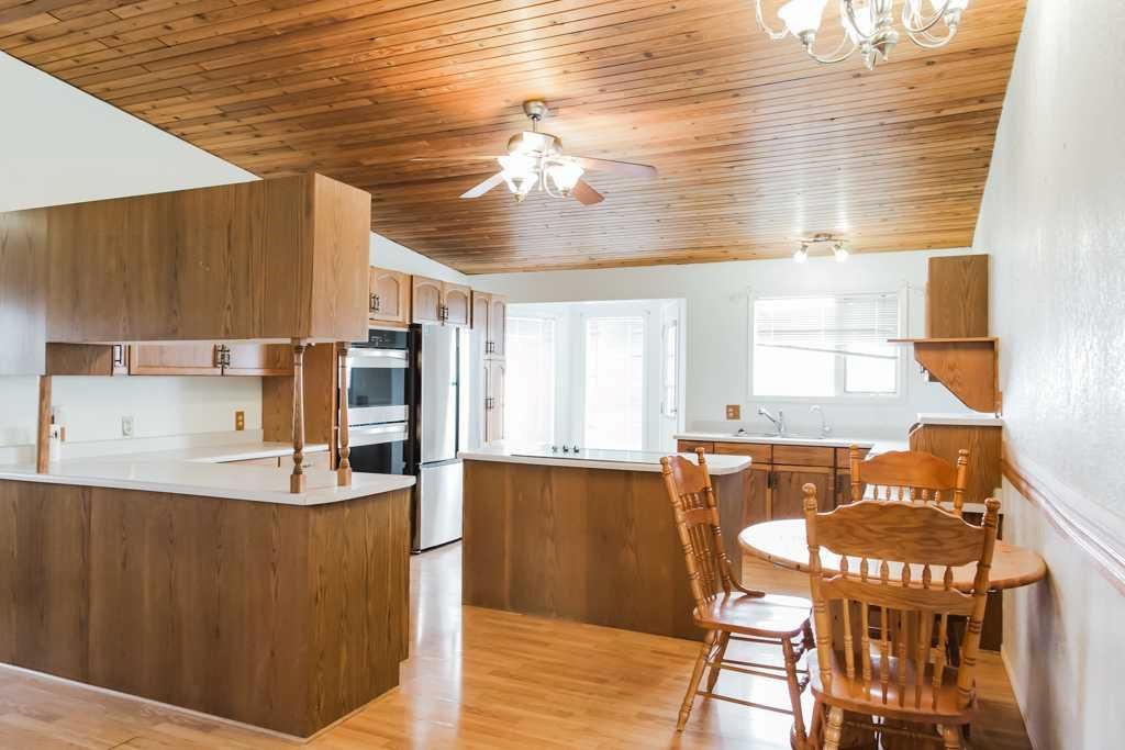722055 Range Road 43   - Photo 15