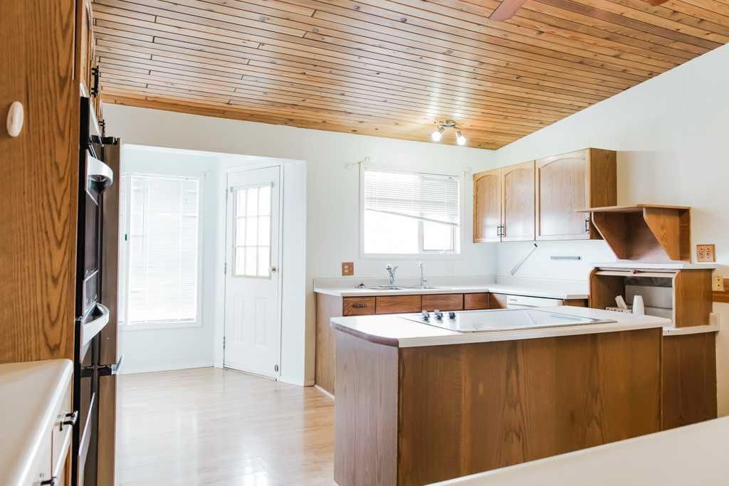 722055 Range Road 43   - Photo 17