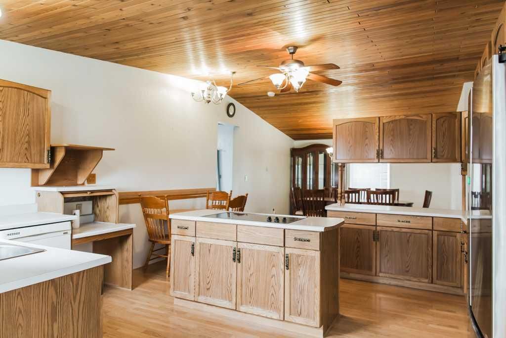 722055 Range Road 43   - Photo 19