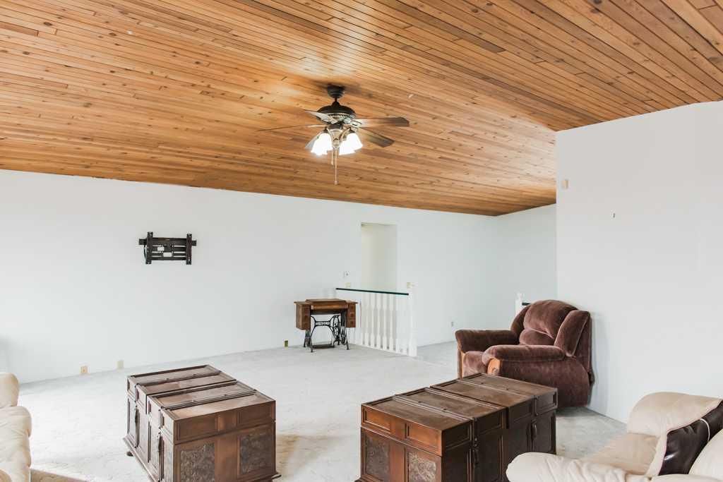 722055 Range Road 43   - Photo 29