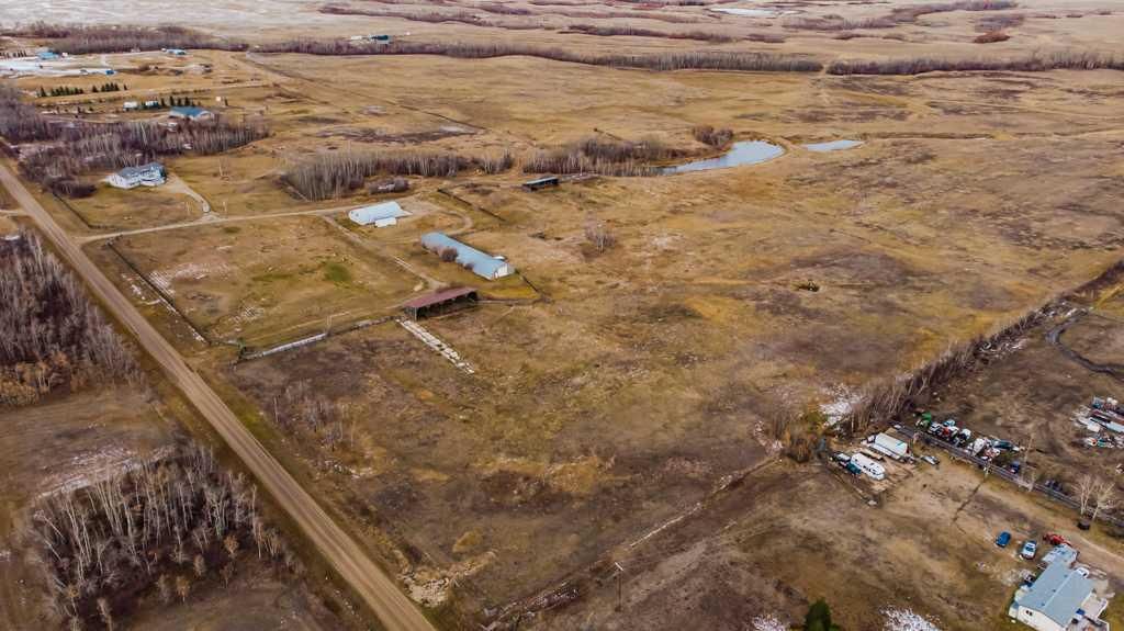 722055 Range Road 43   - Photo 3