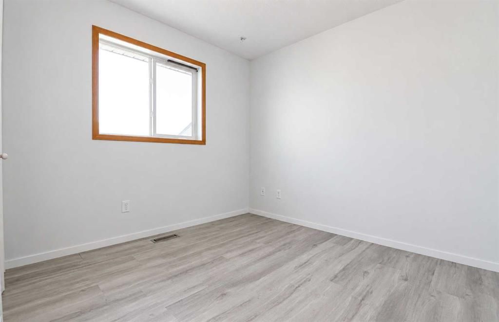 7017 Kateri Drive   - Photo 10