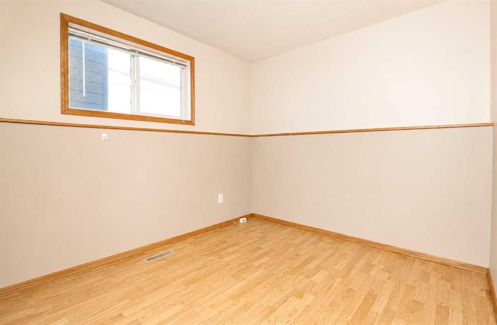 7017 Kateri Drive   - Photo 21