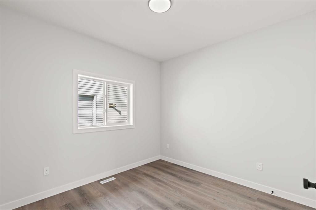 8202 87 Street  - Photo 12