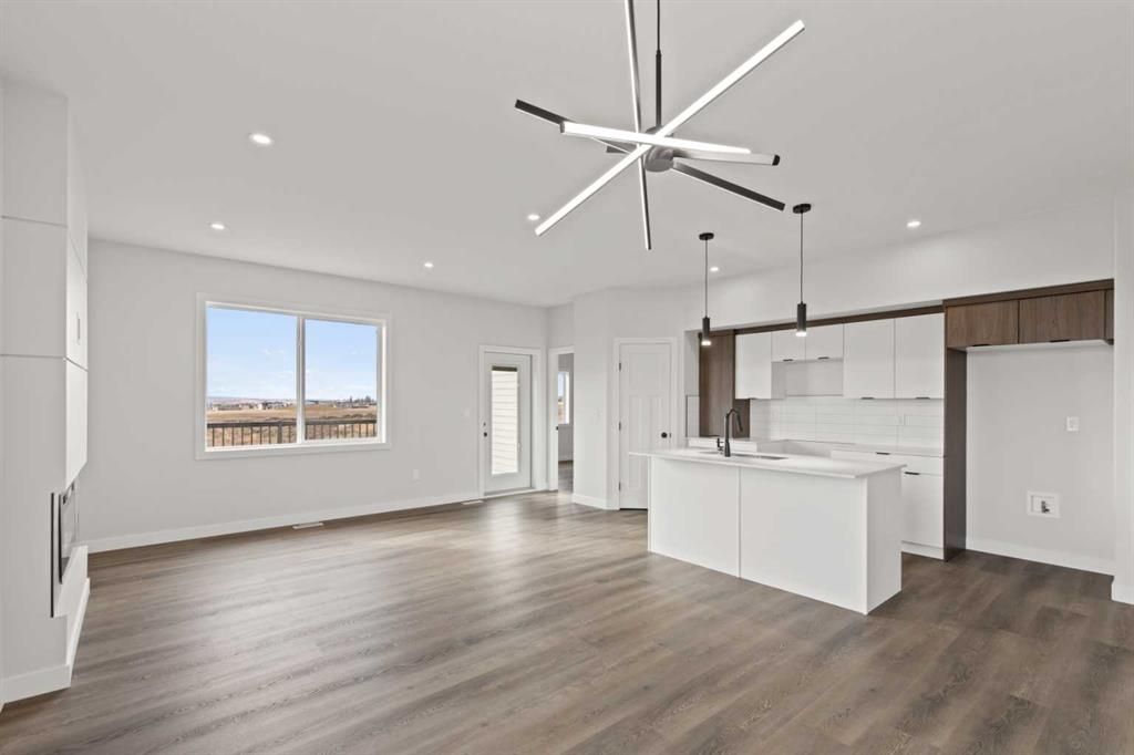 8202 87 Street  - Photo 4