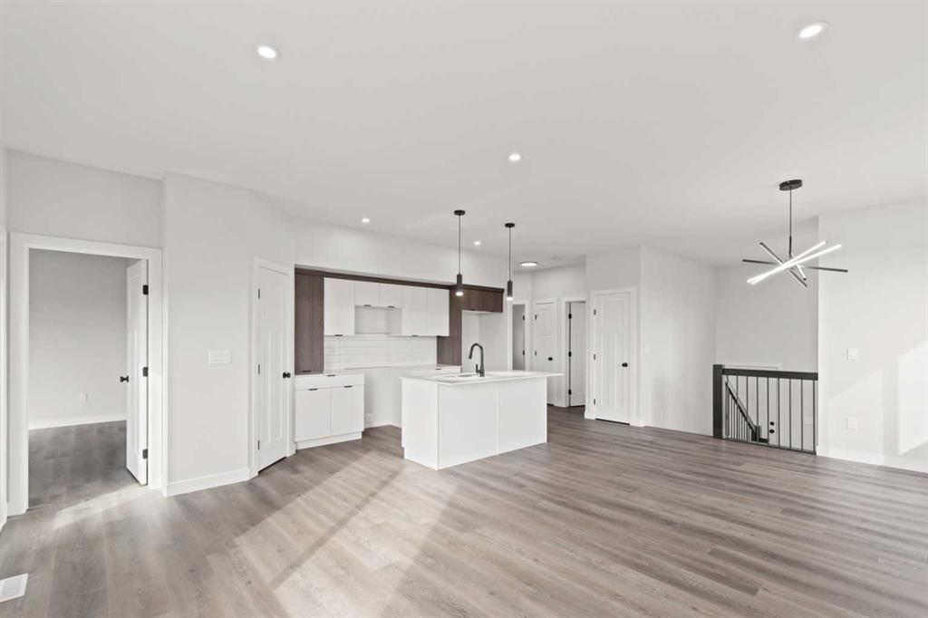 8202 87 Street  - Photo 5