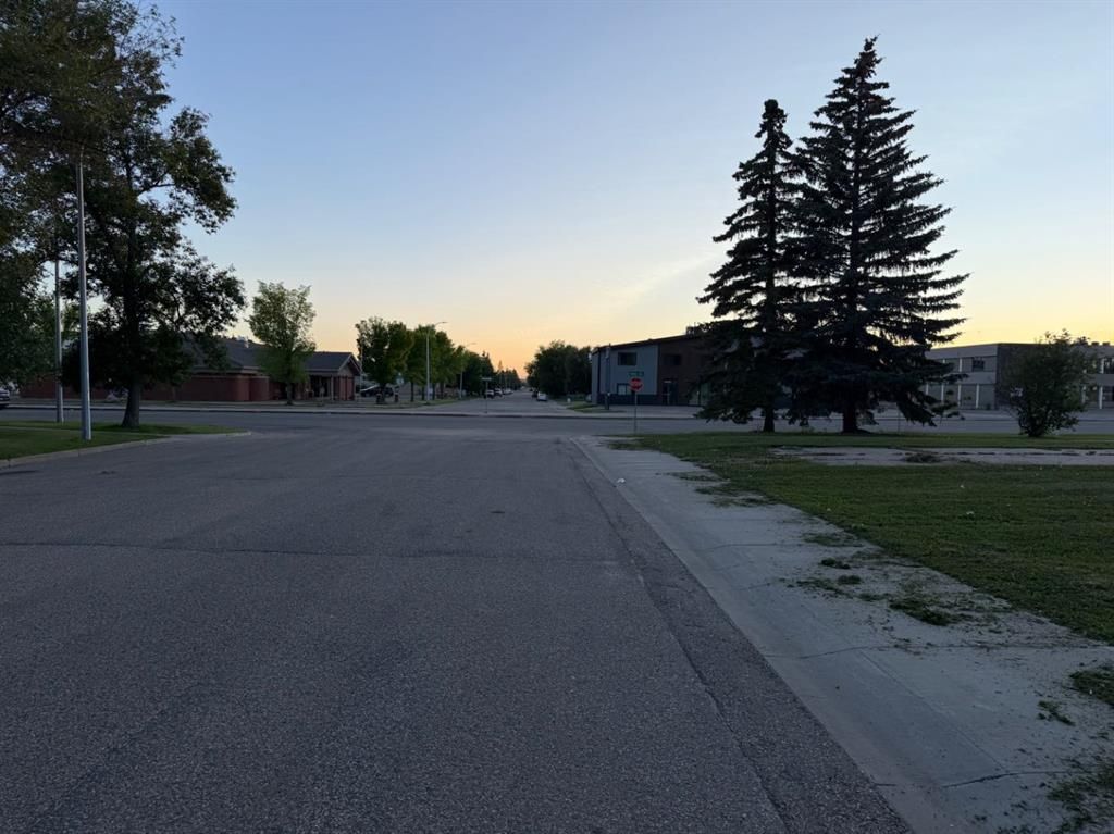 9932 107 Avenue  - Photo 5