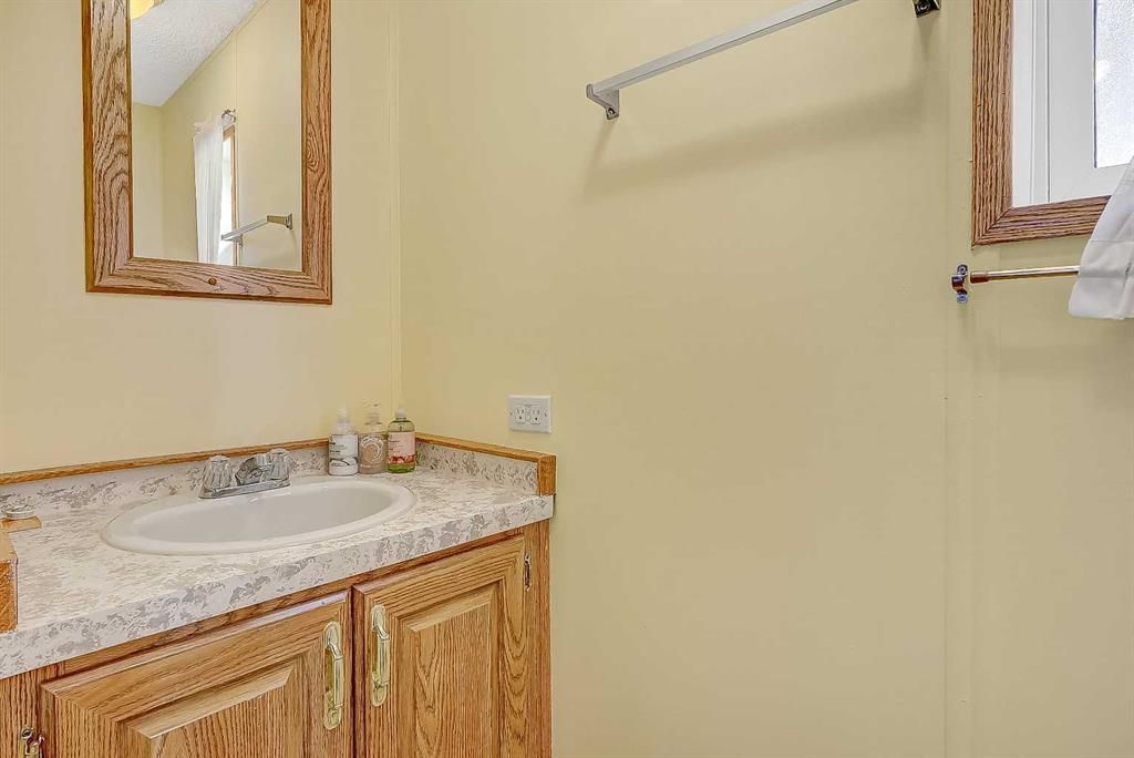 743073 Highway 2   - Photo 27