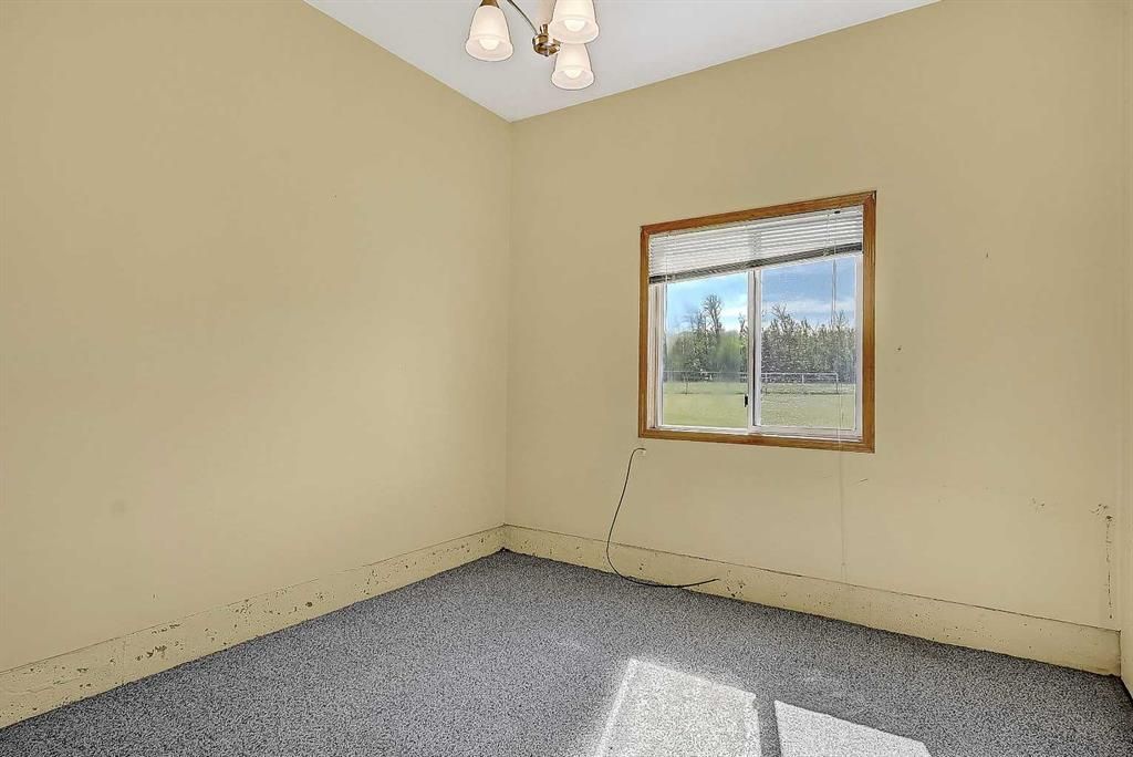 743073 Highway 2   - Photo 29