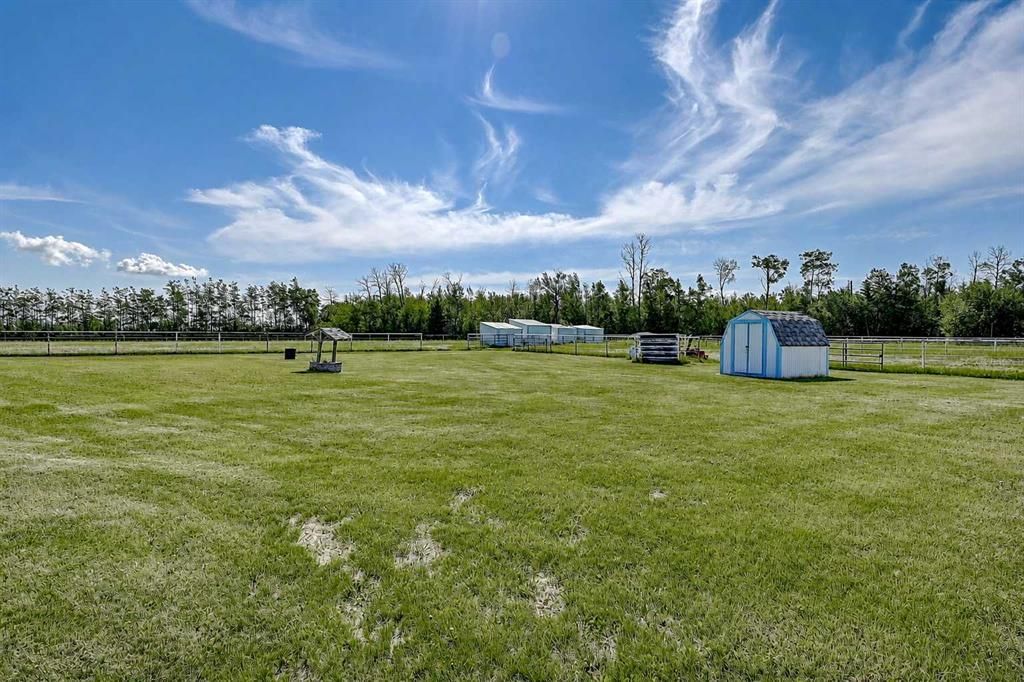 743073 Highway 2   - Photo 38