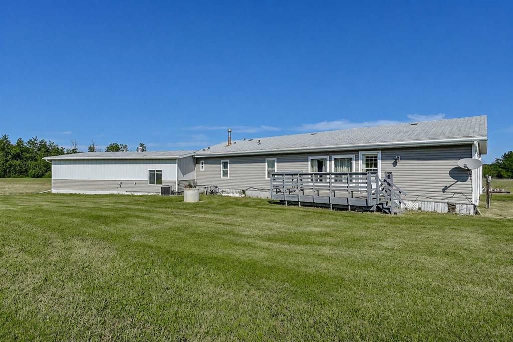 743073 Highway 2   - Photo 39
