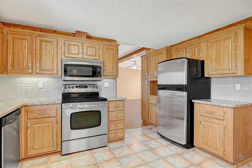 743073 Highway 2   - Photo 7