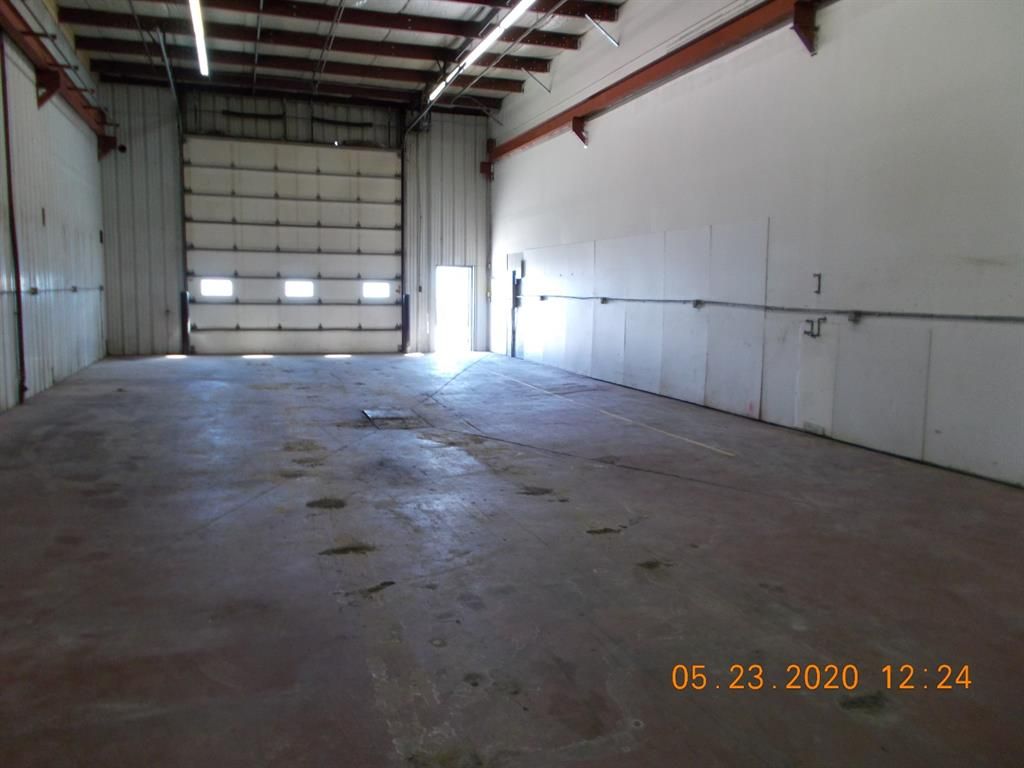 Bay 6, 11456 96 Avenue  - Photo 3
