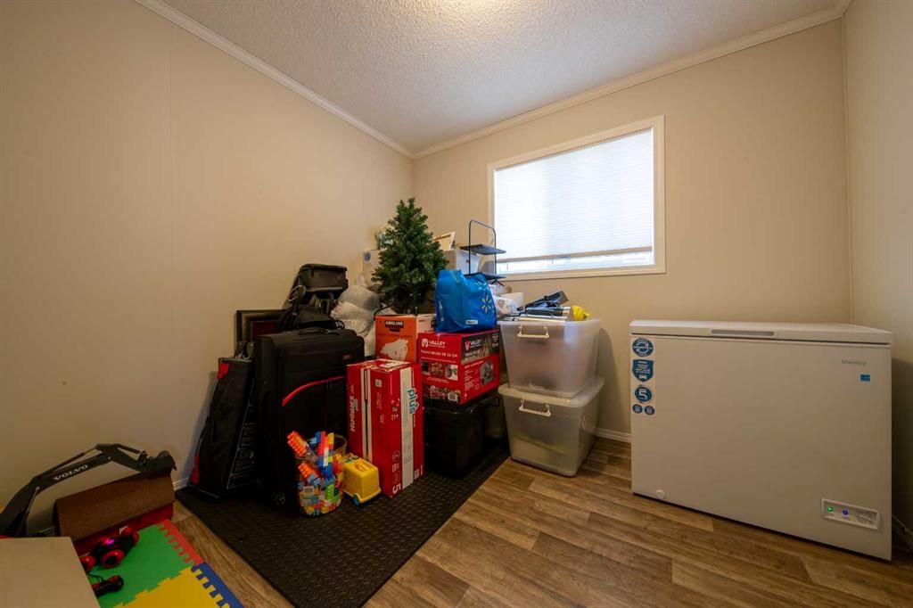 129-11850, 84 ave   - Photo 17
